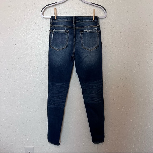 KanCan Los Angeles Jean, Size 5 / 26 waist, dark wash, ankle & pocket distressed - Picture 2 of 10
